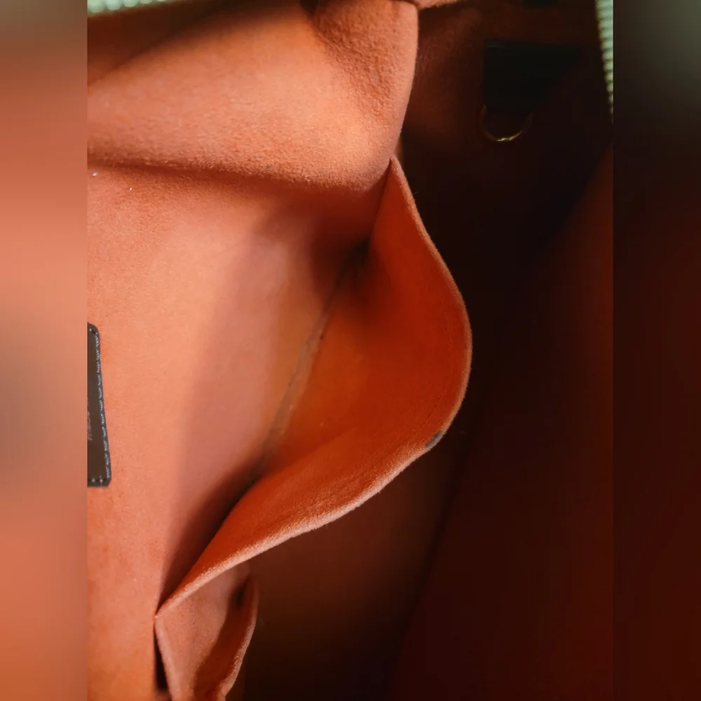 COPY - Authentic Louis Vuitton Damier Sarria Handbag - Picture 14 of 16